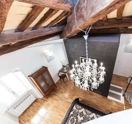 Urbana 33 Řím