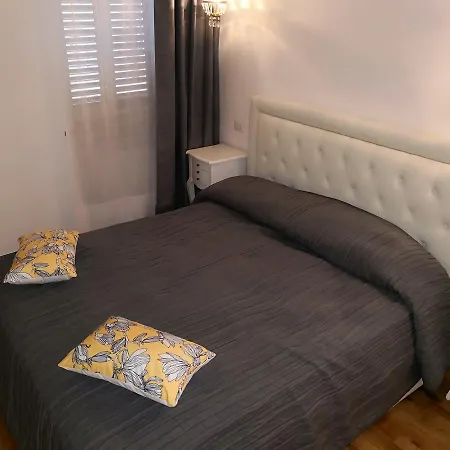 Urbana 33 Penzion Řím