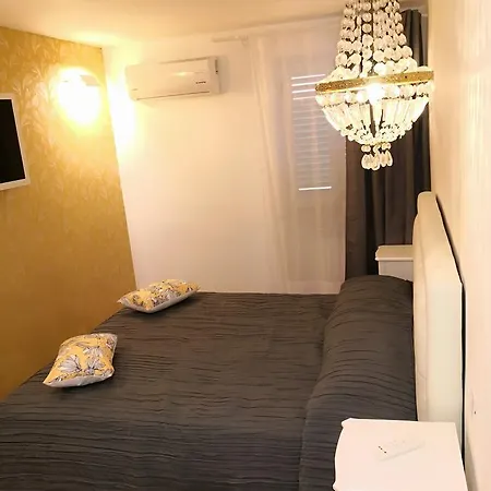 Urbana 33 4*