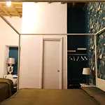 Urbana 33