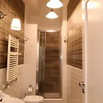 Urbana 33 4*