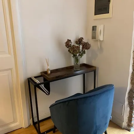 Urbana 33 Guest house 3*