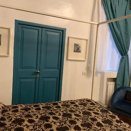 Guest house Urbana 33