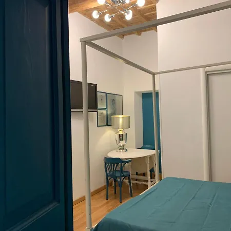 Urbana 33 Guest house 3*