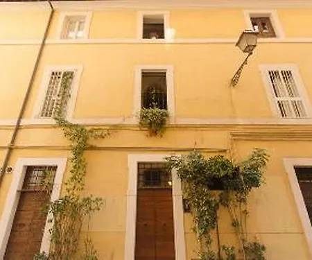 Urbana 33 Guest house 3*