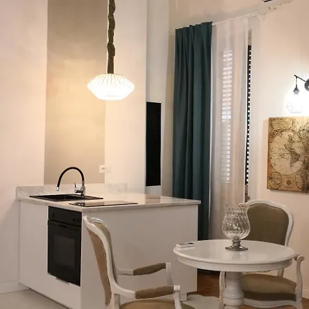 Urbana 33 Rome