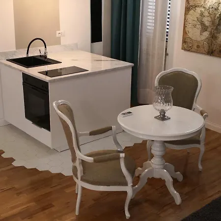 Urbana 33 Rome