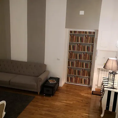 Urbana 33 Guest house 3*