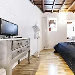 Guest house Urbana 33