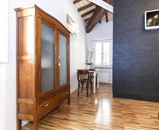 Urbana 33 Pensjonat 4*